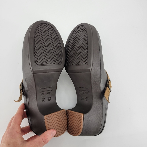 Crocs women's Sarah clogs rubber slip-on heeled shoe brown tan buckle 10 - Picture 7 of 8